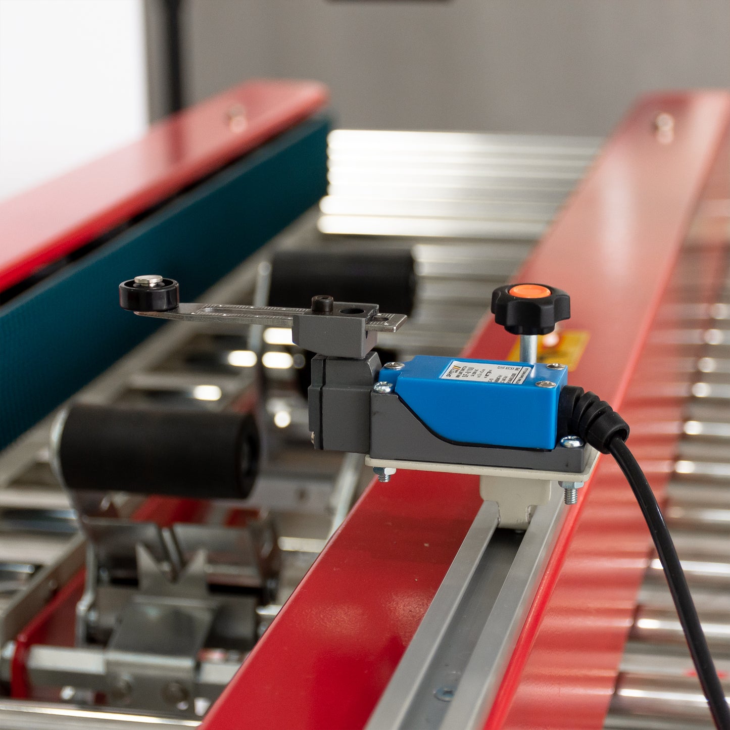 Flap Folding Carton Sealing Machine FXJ-5050Z