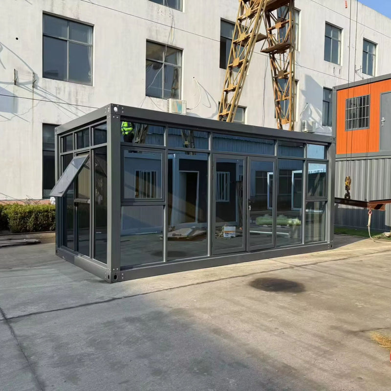 Configurazione C01, modulo 3 per 6 metri con facciata vetrata